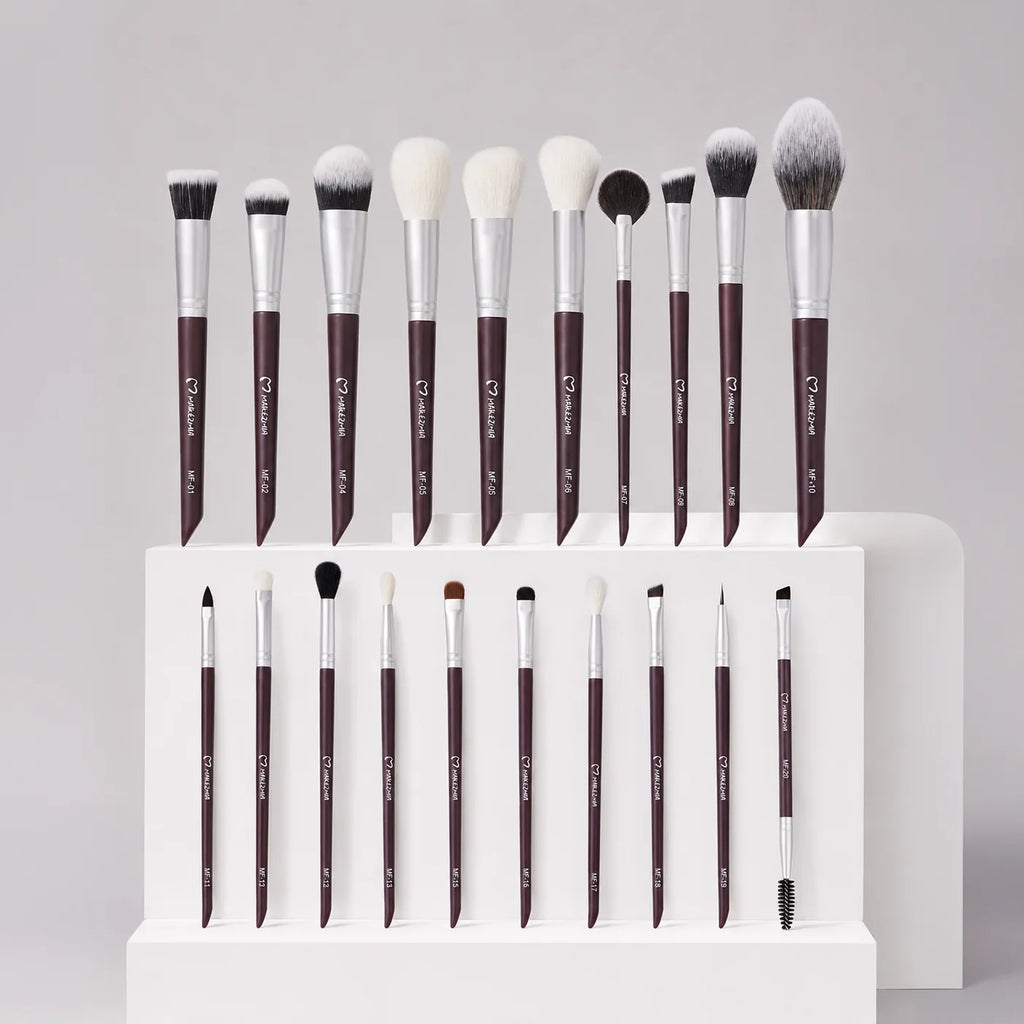 Makezmia Face Edit 20-Piece Professional Makeup Brush Set